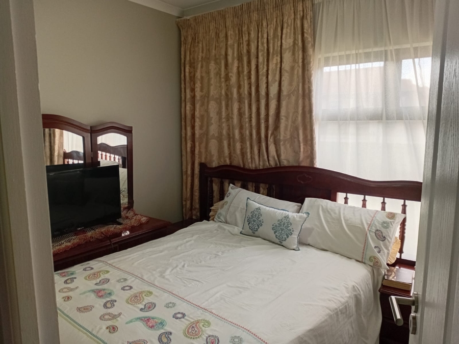 To Let 3 Bedroom Property for Rent in Kidds Beach Eastern Cape
